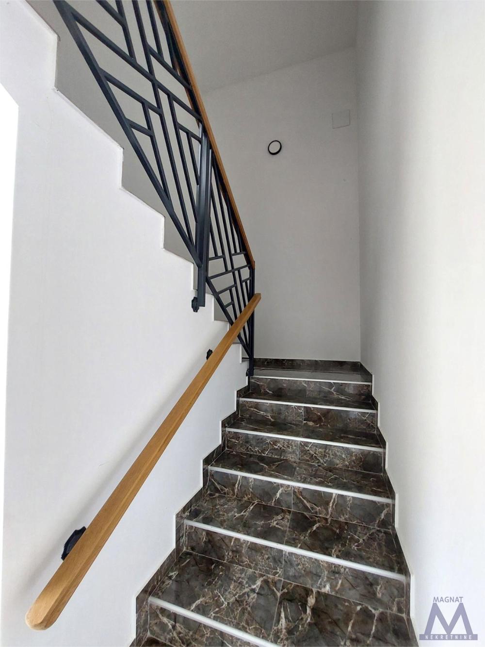 Slika 10 -  Kuća na prodaju, 236m2, 479.000€