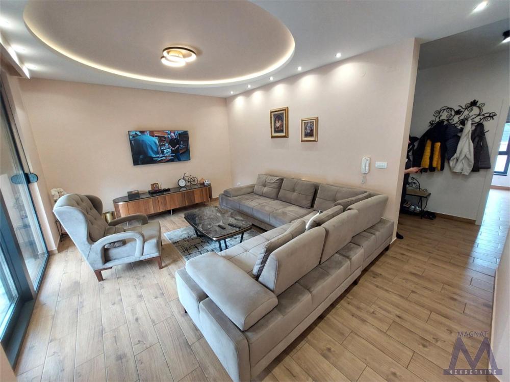 Slika 2 -  Kuća na prodaju, 236m2, 479.000€