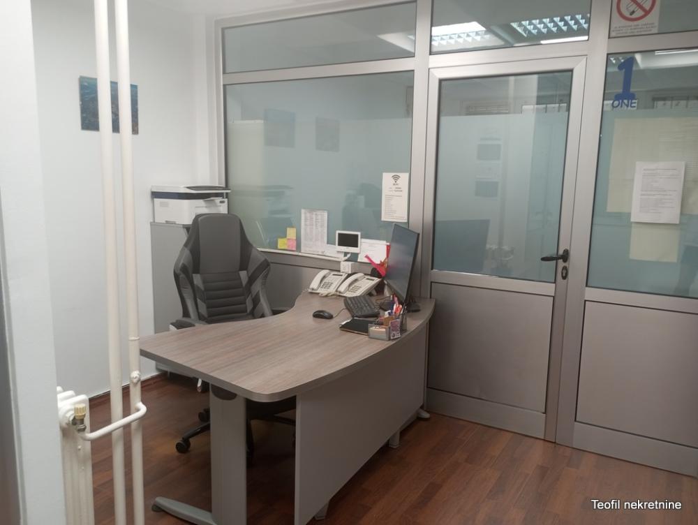 Slika 1 - Bulevar umetnosti, Četvorosoban stan na prodaju, 94m2, 280.000€