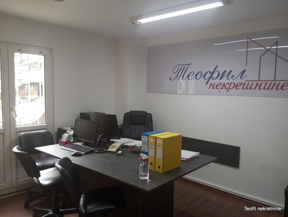 Slika 7 - Bulevar umetnosti, Četvorosoban stan na prodaju, 94m2, 280.000€