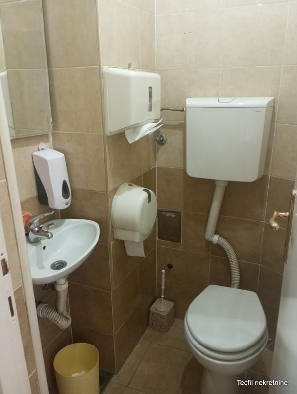 Slika 10 - Bulevar umetnosti, Četvorosoban stan na prodaju, 94m2, 280.000€