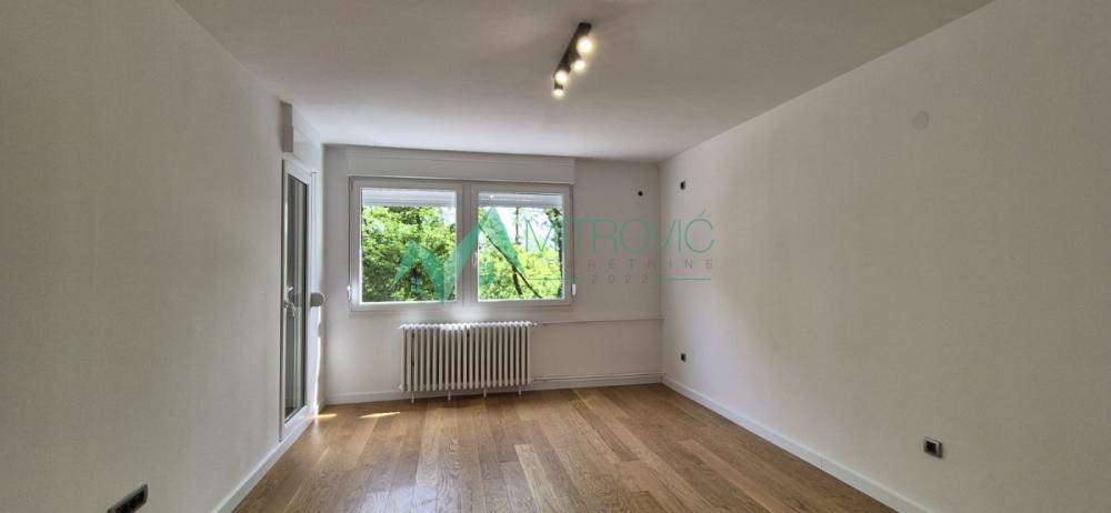 Slika 2 - Jednoiposoban stan na prodaju, 49m2, 134.930€