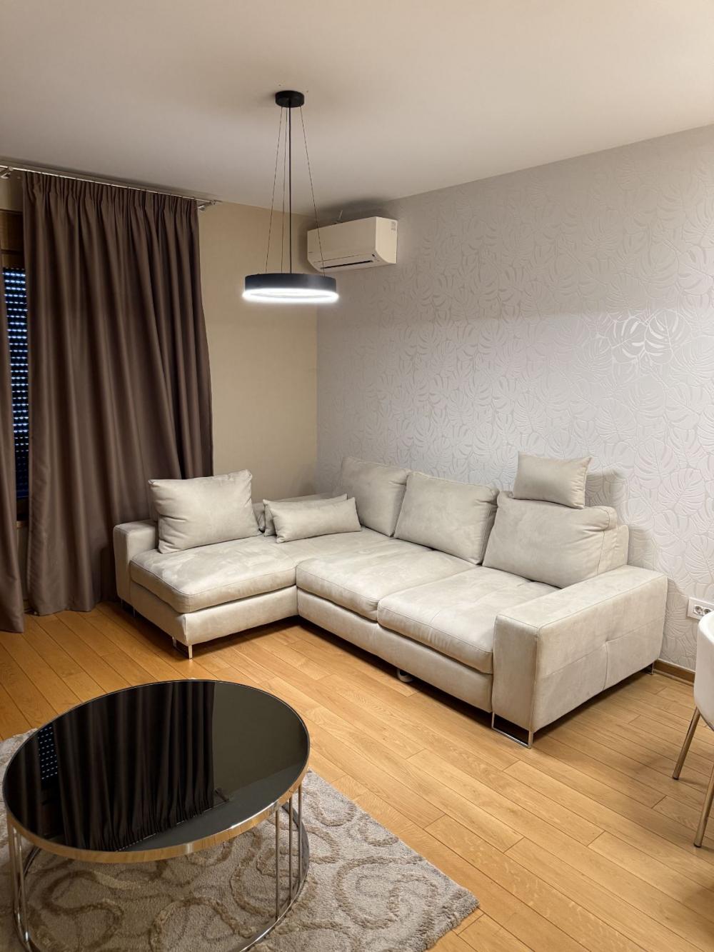 Slika 1 - Šumatovačka, Dvosoban stan za izdavanje, 55m2, 1.100€