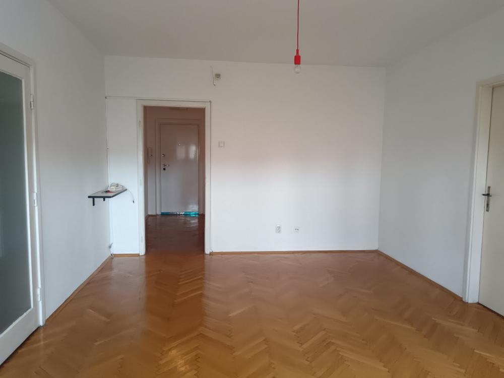 Glavna slika -Bulevar Mihajla Pupina, Trosoban stan za izdavanje, 68m2, 500€