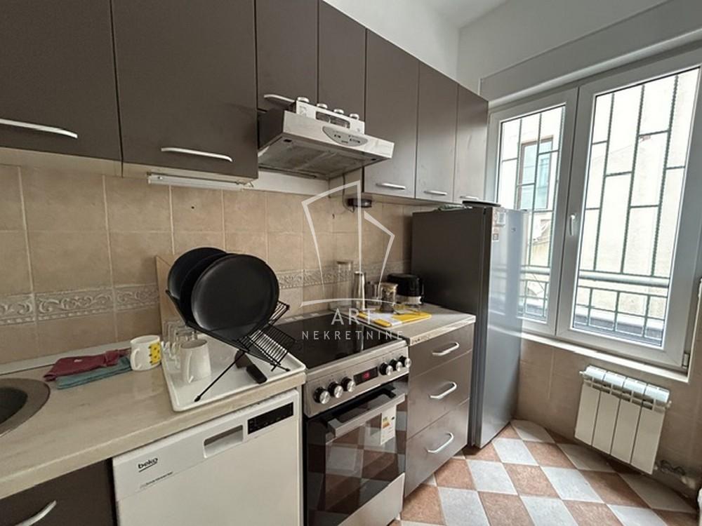 Slika 5 - Janka Veselinovića, Dvosoban stan za izdavanje, 60m2, 950€
