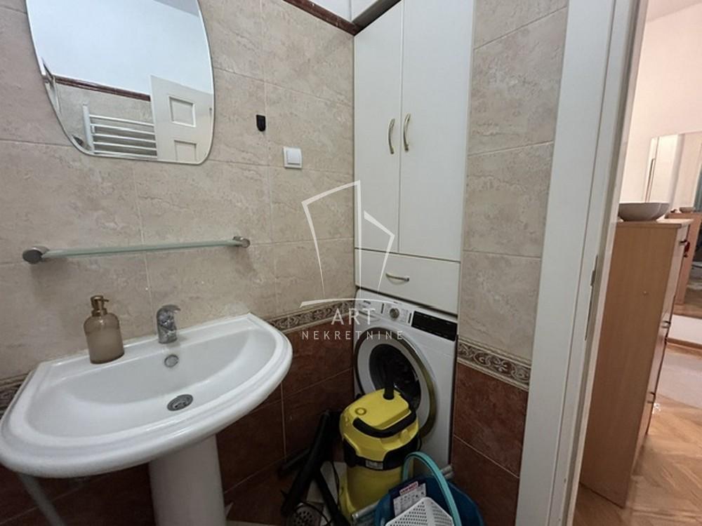 Slika 9 - Janka Veselinovića, Dvosoban stan za izdavanje, 60m2, 950€