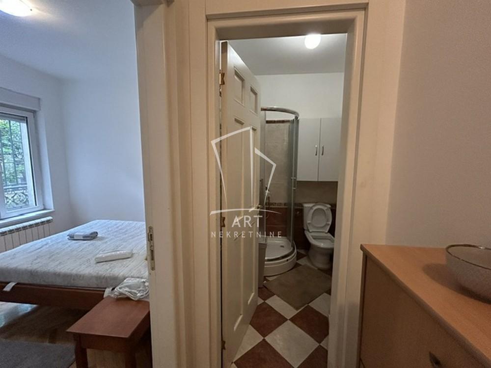 Slika 7 - Janka Veselinovića, Dvosoban stan za izdavanje, 60m2, 950€