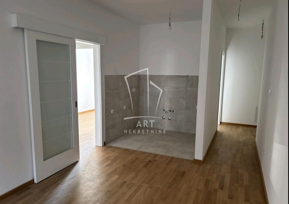 Slika 2 - Karpoševa, Trosoban stan na prodaju, 54m2, 214.900€