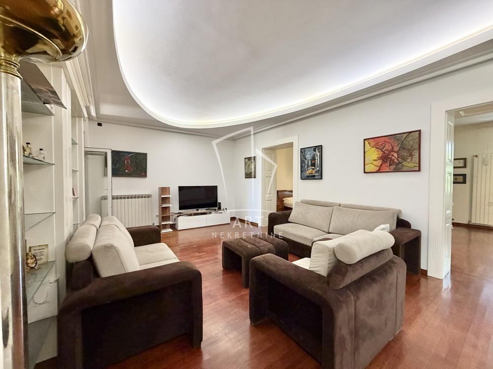 Slika 1 - Bulevar Kralja Aleksandra, Četvorosoban stan na prodaju, 127m2, 560.000€