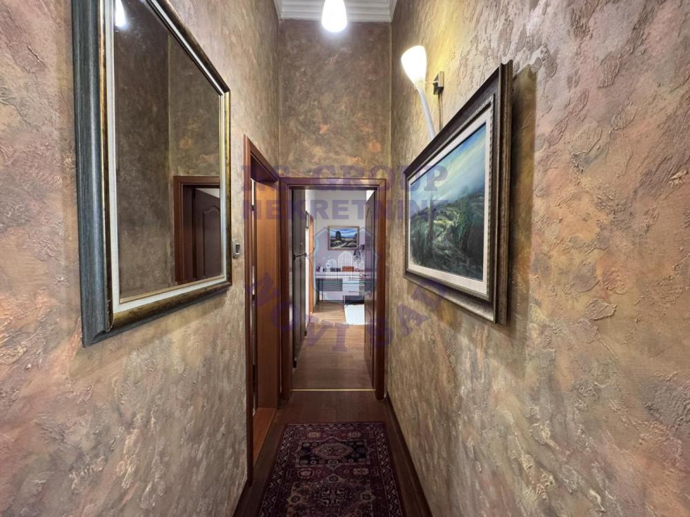 Slika 3 - Šestosoban stan na prodaju, 359m2, 646.850€