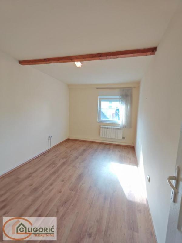 Slika 3 - Četvorosoban stan na prodaju, 112m2, 233.000€