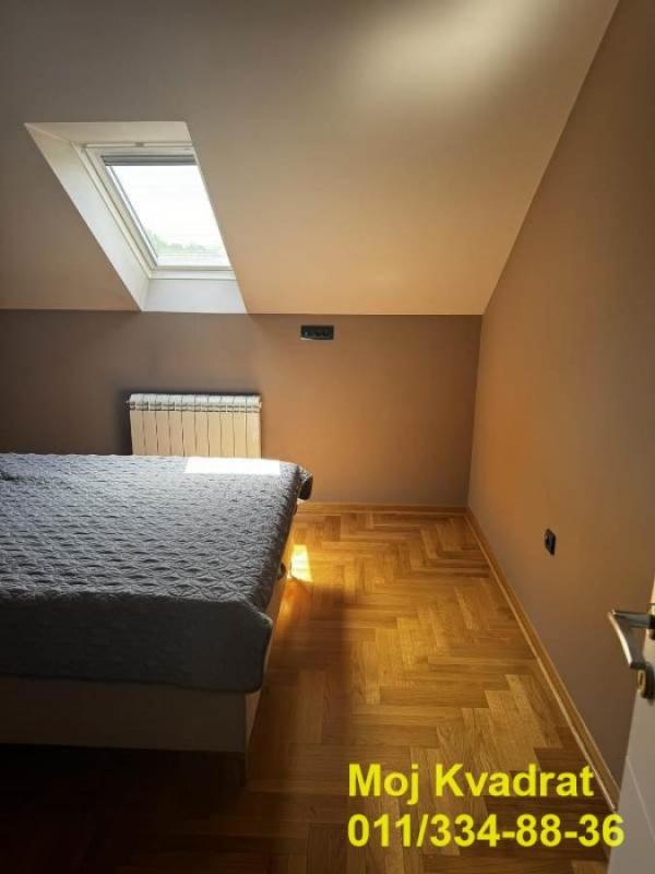 Slika 5 - Četvorosoban stan za izdavanje, 200m2, 1.500€