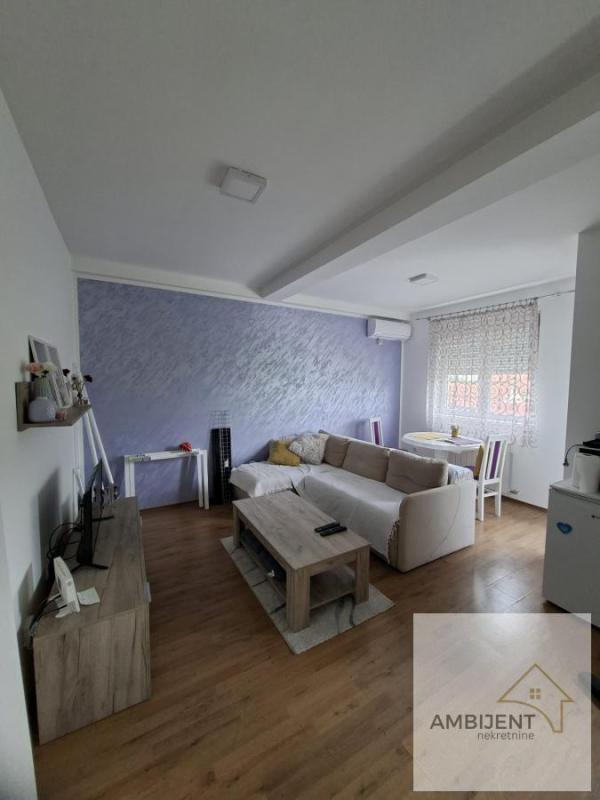 Glavna slika -Dvosoban stan za izdavanje, 45m2, 450€