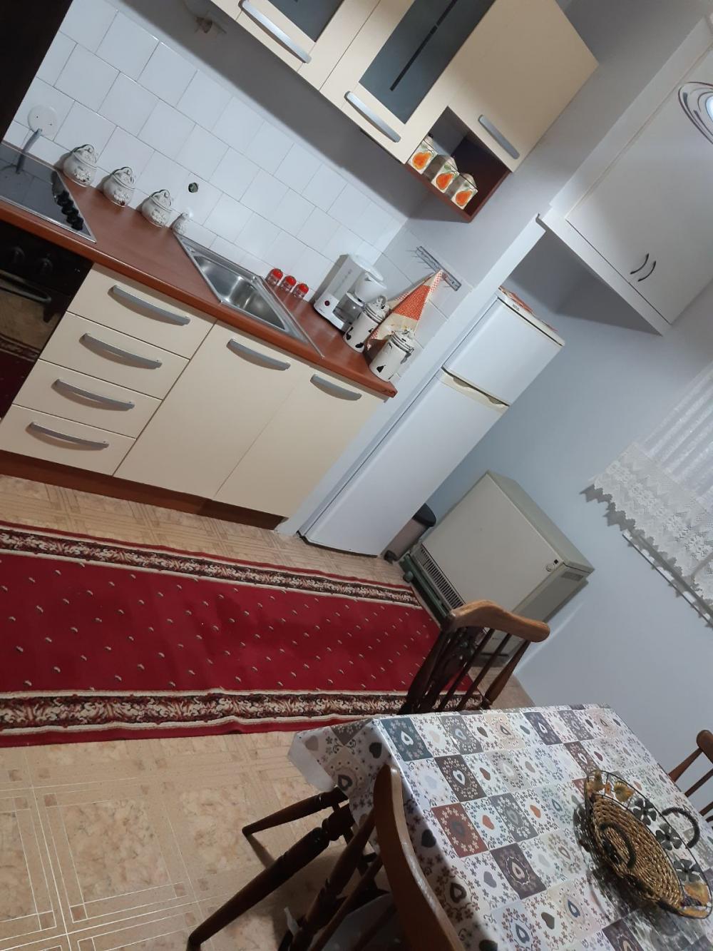 Slika 3 - Dr Nika Miljanića, Jednoiposoban stan za izdavanje, 50m2, 350€
