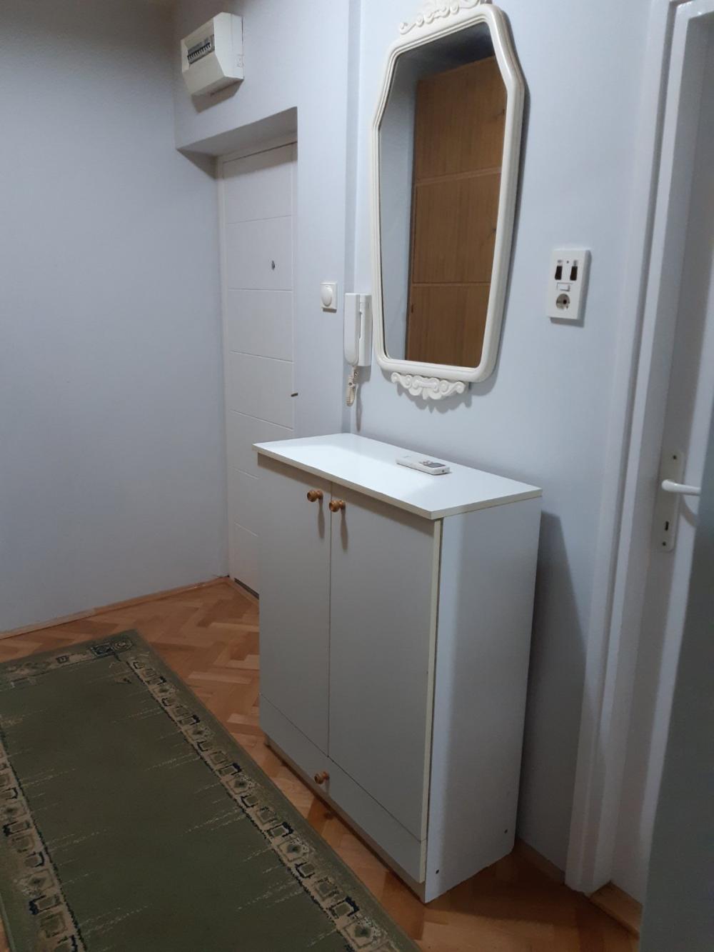 Slika 6 - Dr Nika Miljanića, Jednoiposoban stan za izdavanje, 50m2, 350€