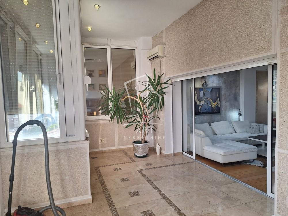 Slika 4 - Đakovačka, Četvorosoban stan za izdavanje, 136m2, 1.600€