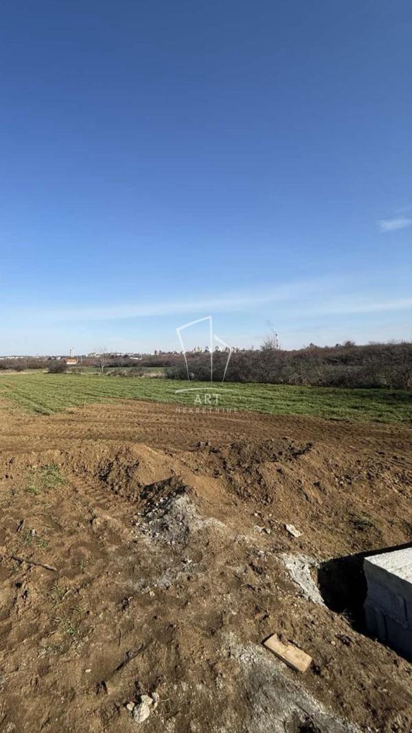Glavna slika - Plac na prodaju, Čukarica, Bele Vode, 616.640€