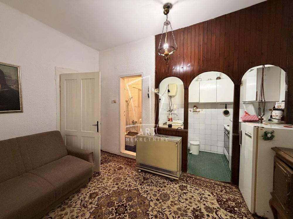 Slika 5 - Ljutice Bogdana, Jednoiposoban stan na prodaju, 33m2, 100.000€
