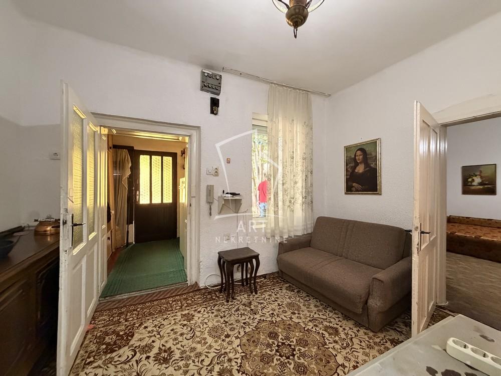 Slika 4 - Ljutice Bogdana, Jednoiposoban stan na prodaju, 33m2, 100.000€