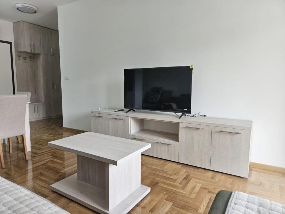Slika 3 - Radomira Markovića, Dvosoban stan za izdavanje, 45m2, 500€