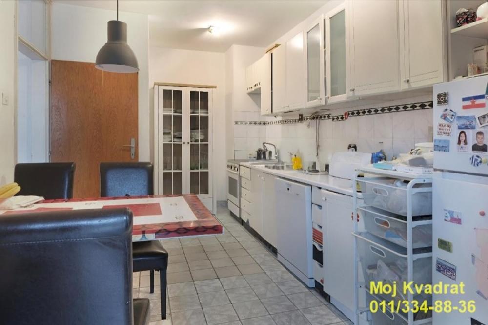 Slika 4 - Četvoroiposoban stan na prodaju, 137m2, 506.900€