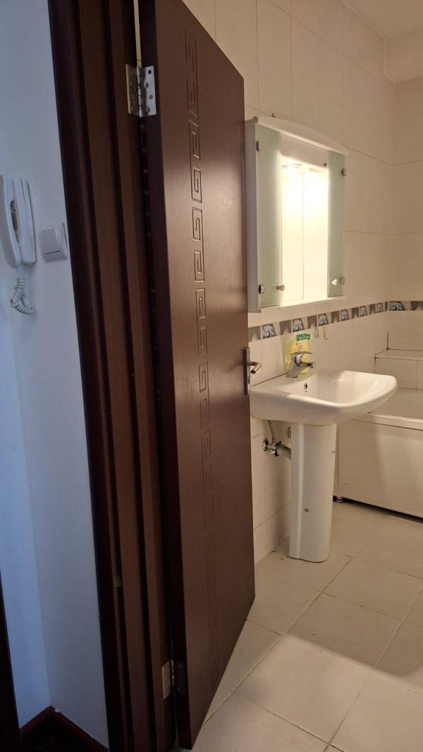Slika 8 - Cara Dušana, Dvosoban stan za izdavanje, 57m2, 580€