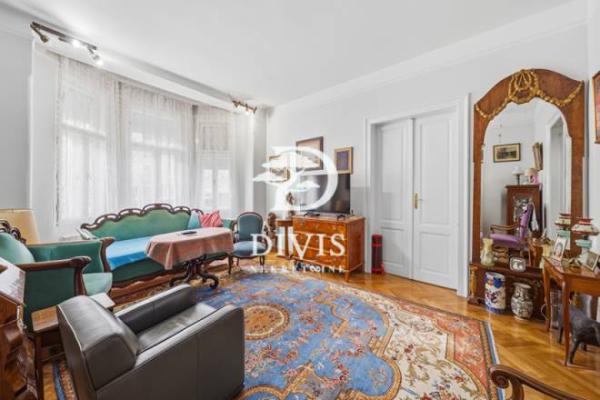 Slika 2 - Cara Uroša, Četvorosoban stan na prodaju, 105m2, 505.000€