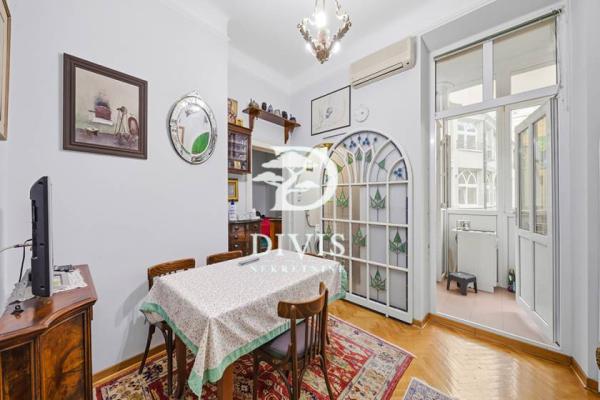 Slika 3 - Cara Uroša, Četvorosoban stan na prodaju, 105m2, 505.000€