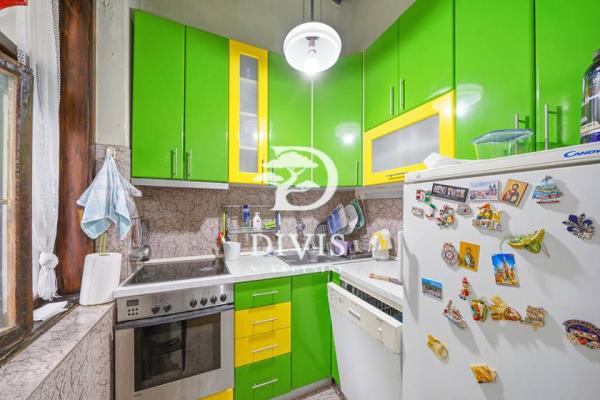 Slika 9 - Cara Uroša, Četvorosoban stan na prodaju, 105m2, 505.000€