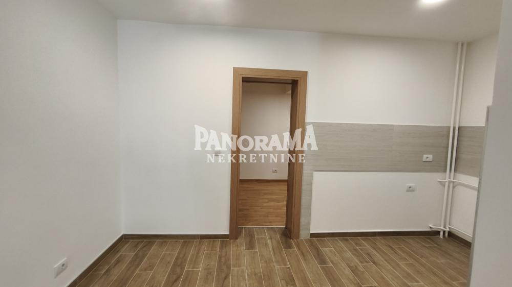 Slika 2 - Ismeta Mujezinovića, Petosoban stan na prodaju, 92m2, 387.000€