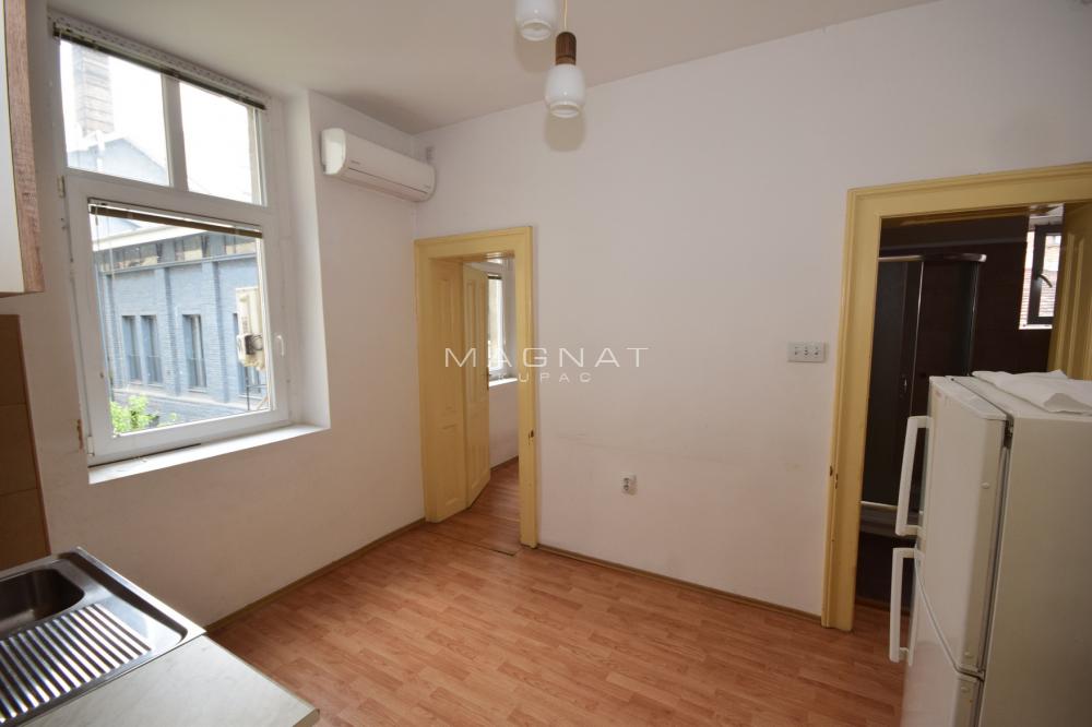 Slika 9 - Resavska, Trosoban stan na prodaju, 81m2, 299.000€