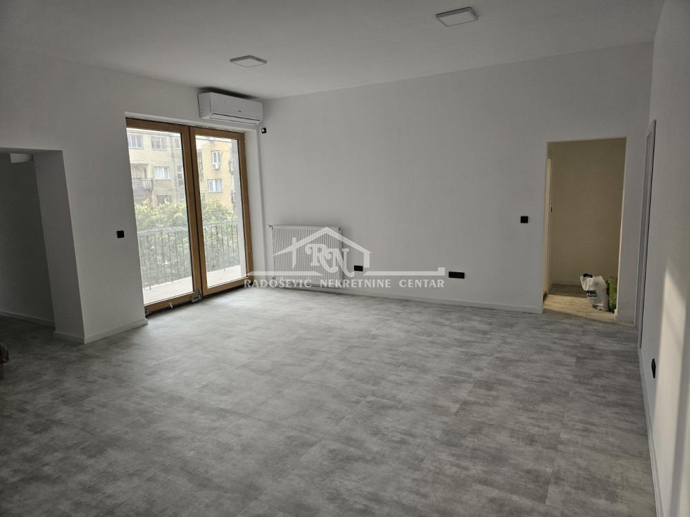 Slika 3 - Bulevar Kralja Aleksandra, Četvorosoban stan na prodaju, 103m2, 570.000€
