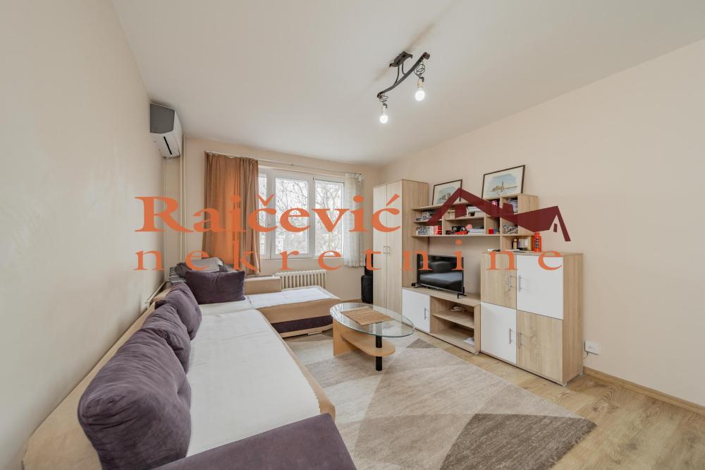 Slika 1 - Kumodraska, Jednoiposoban stan za izdavanje, 36m2, 400€