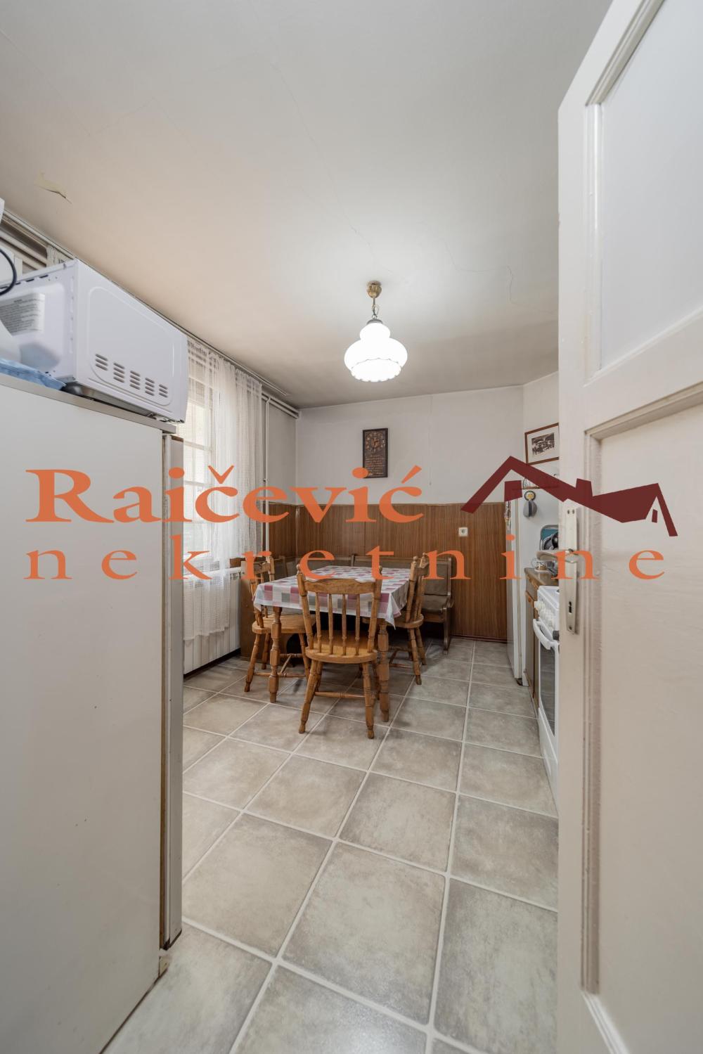 Slika 9 - Strahinjica bana, Trosoban stan na prodaju, 90m2, 350.000€