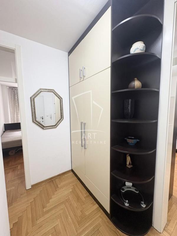Slika 5 - Antifašističke borbe, Trosoban stan za izdavanje, 76m2, 900€