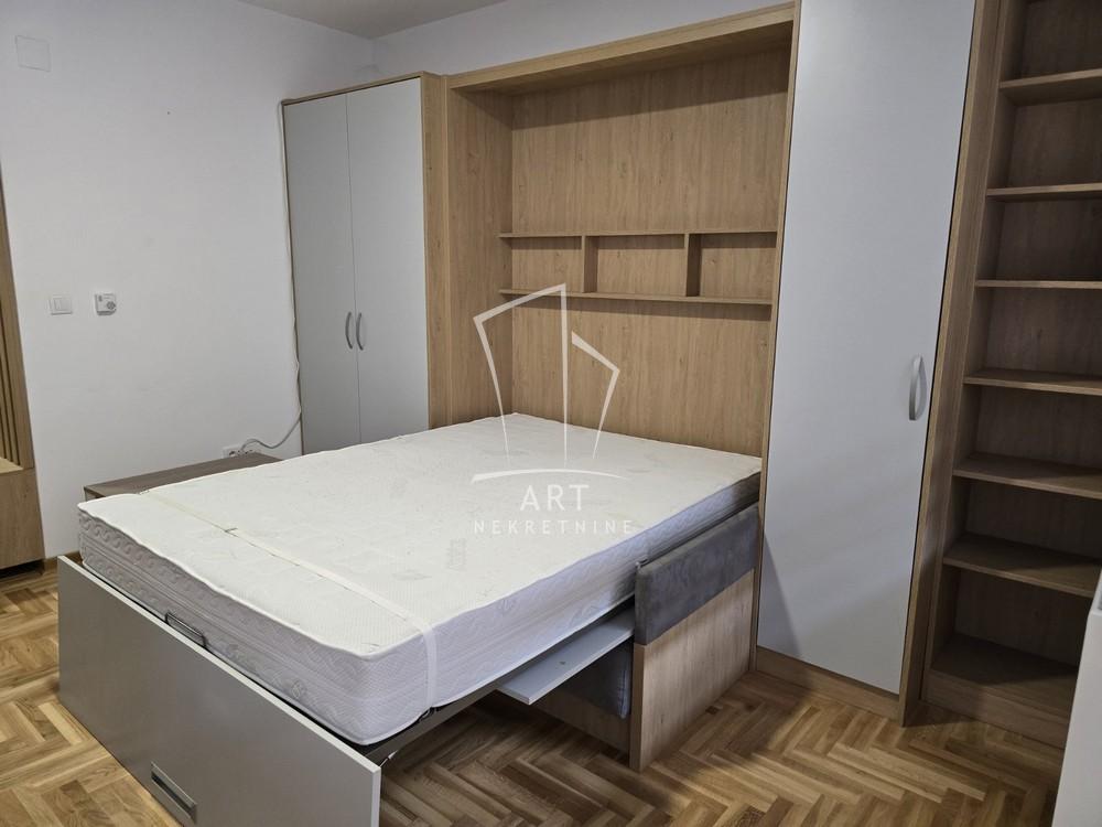 Slika 1 - Generala Božidara Jankovića,  Stan za izdavanje, 28m2, 380€