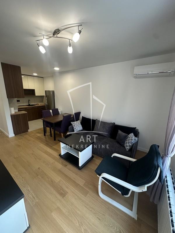Slika 1 - Tome Maksimovića, Dvosoban stan za izdavanje, 46m2, 650€