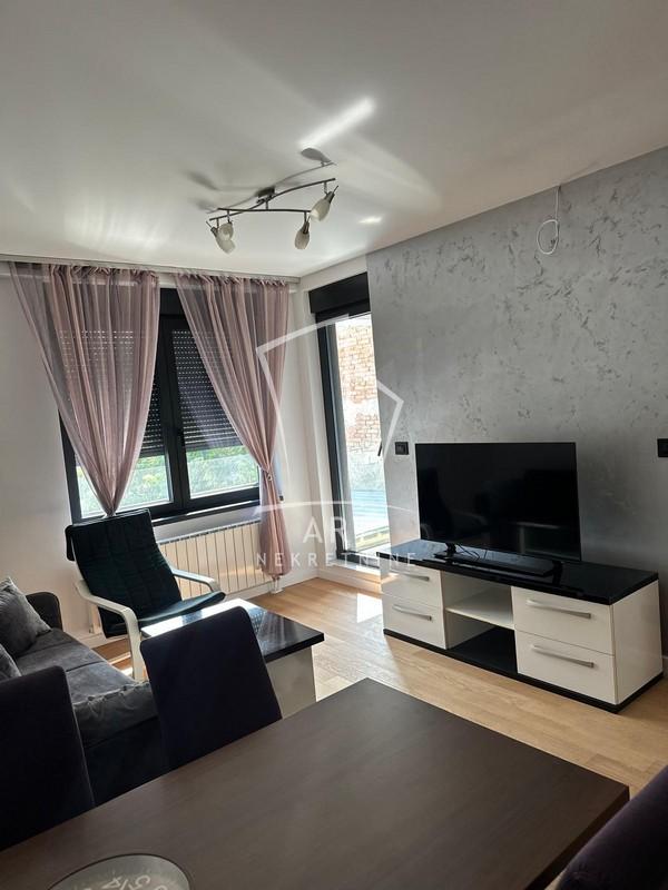 Slika 2 - Tome Maksimovića, Dvosoban stan za izdavanje, 46m2, 650€