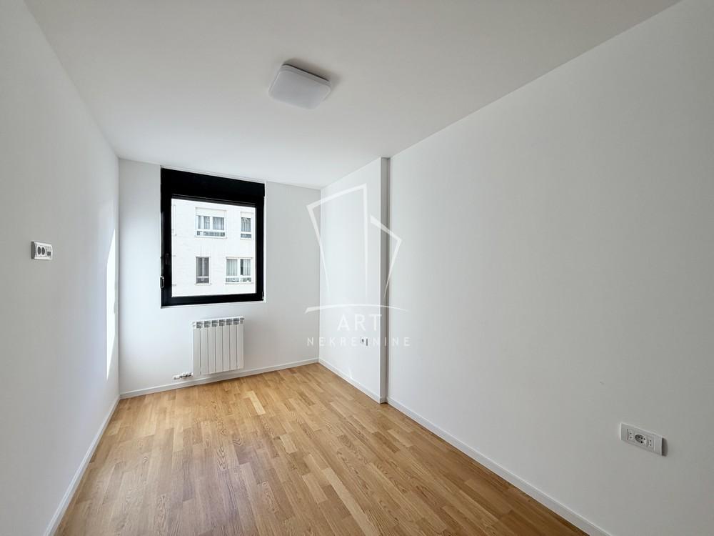 Slika 7 - Mirka Milojkovića, Trosoban stan na prodaju, 67m2, 217.000€