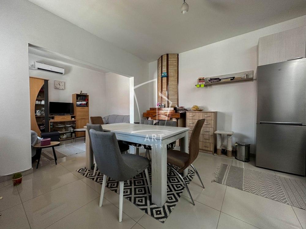 Slika 1 - Tršćanska, Petosoban stan na prodaju, 96m2, 203.500€