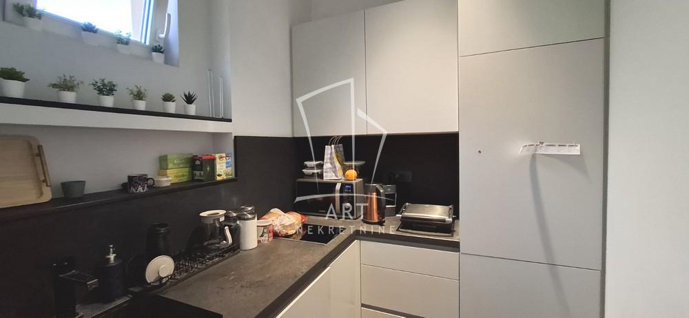 Slika 7 - Karađorđeva,  Lokal za izdavanje, 184m2, 4.000€