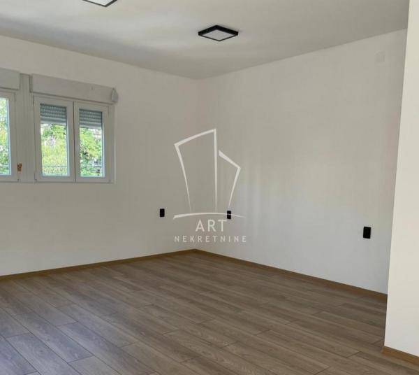Slika 4 - Gornjogradska,  Lokal za izdavanje, 30m2, 600€