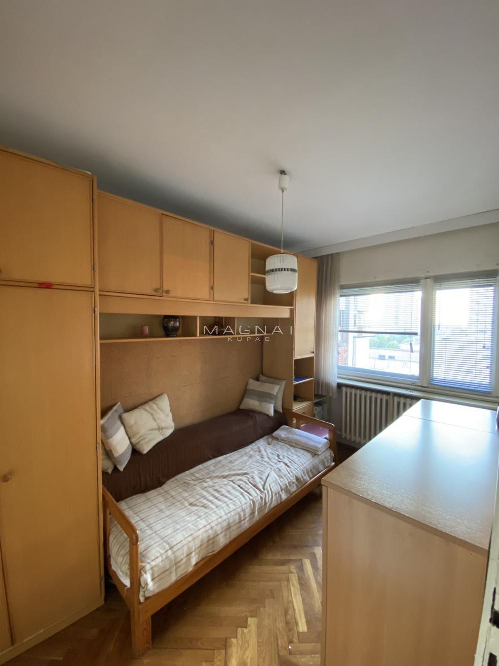 Slika 1 - Vladetina, Dvoiposoban stan na prodaju, 68m2, 285.000€