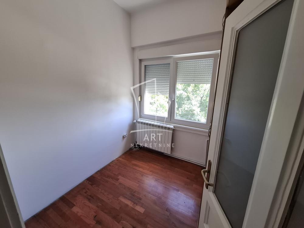 Slika 3 - Dr Nedeljka Ercegovca, Dvoiposoban stan za izdavanje, 53m2, 650€