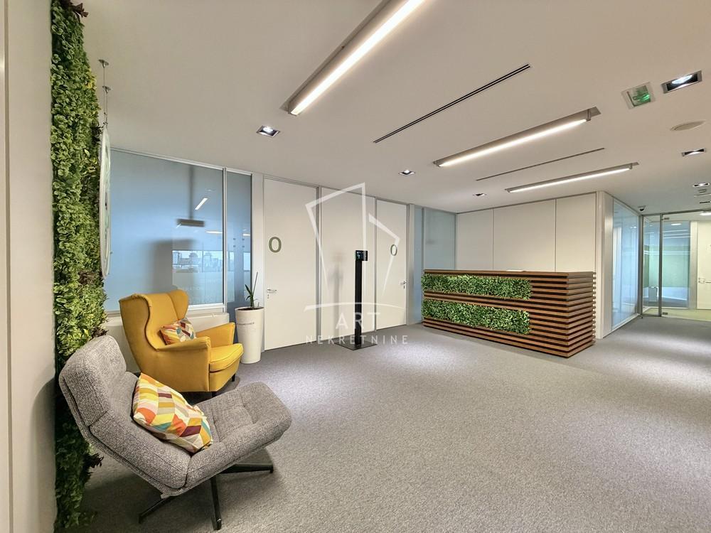Glavna slika -Jurija Gagarina,  Lokal za izdavanje, 772m2, 14.300€