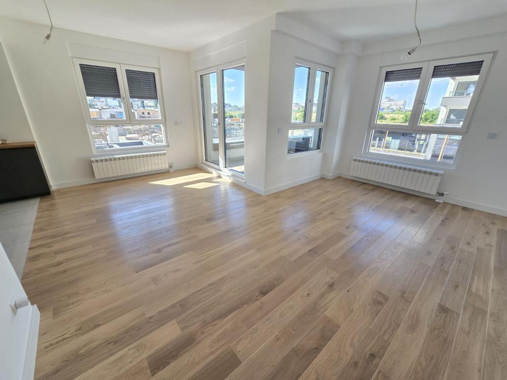 Glavna slika -Tadije Sondermajera, Trosoban stan za izdavanje, 80m2, 1.300€
