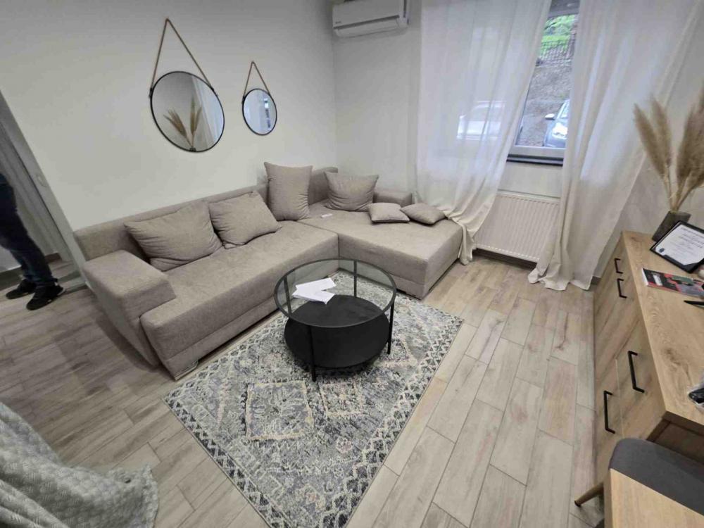 Slika 1 - Koste Glavinića, Dvosoban stan za izdavanje, 34m2, 600€