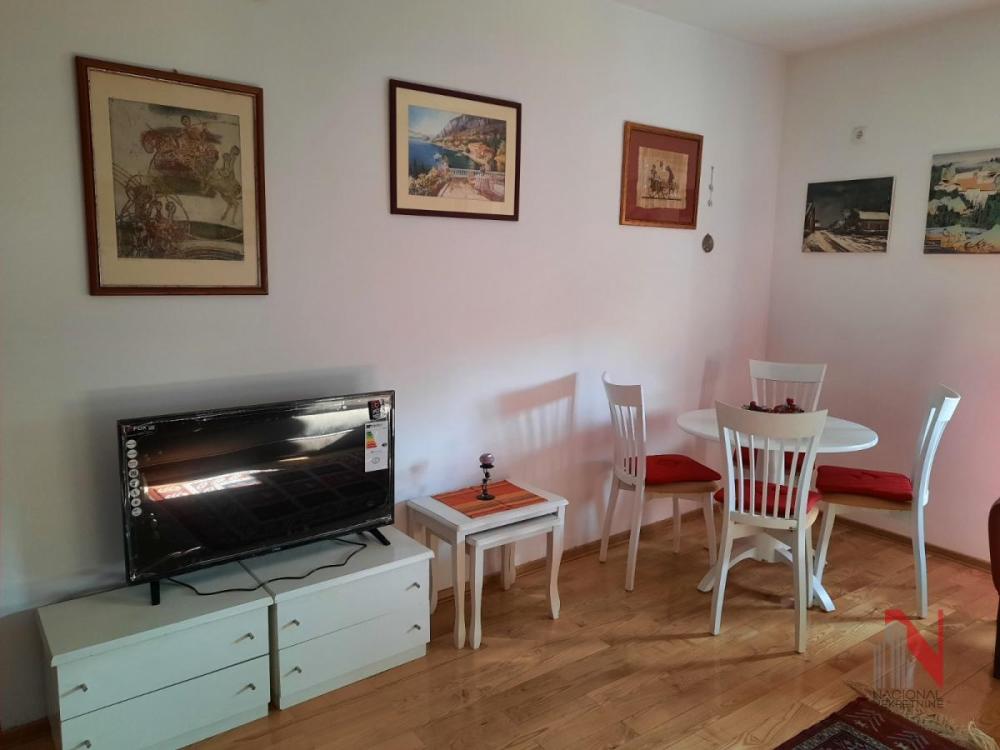 Slika 5 - ŠAFARIKOVA, Jednoiposoban stan za izdavanje, 40m2, 400€