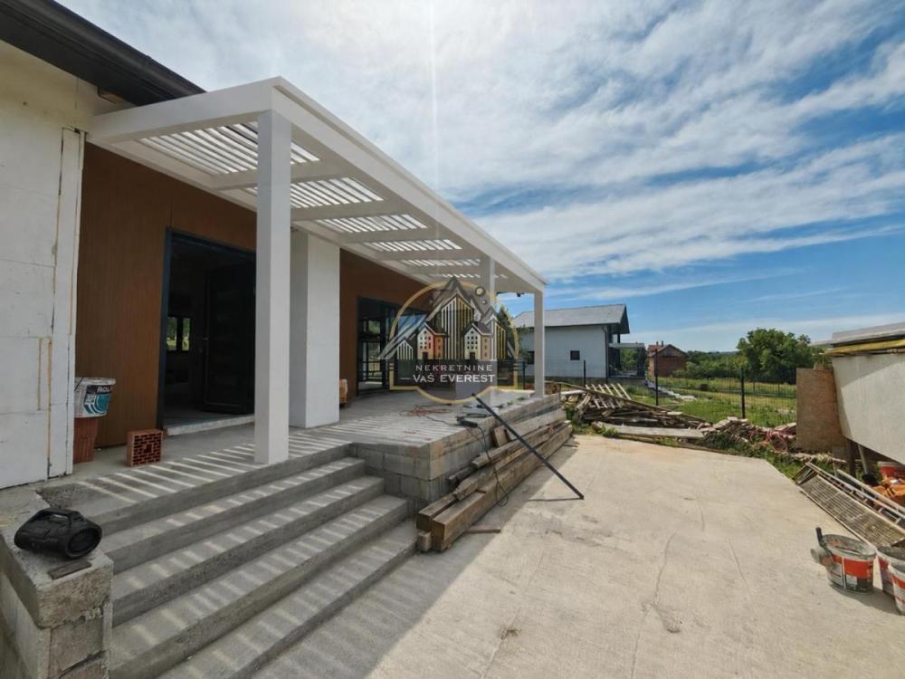 Slika 1 -  Kuća na prodaju, 147m2, 190.000€