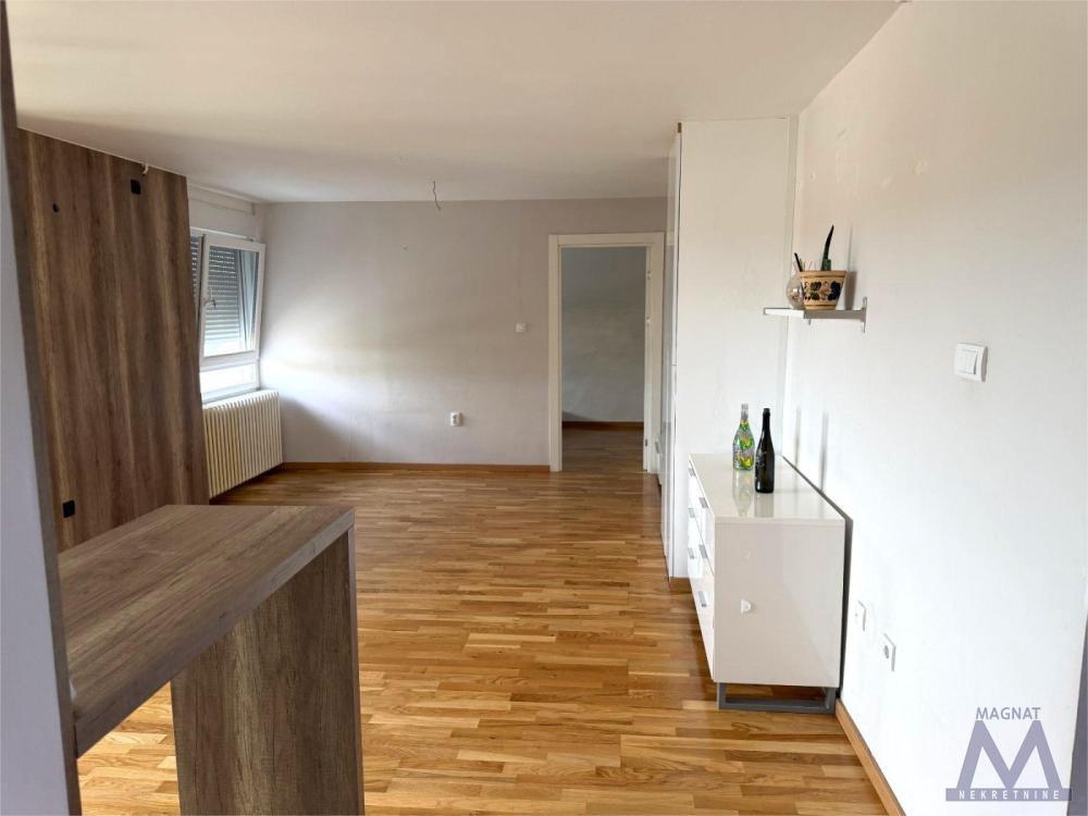Glavna slika -Dvoiposoban stan na prodaju, 61m2, 159.000€